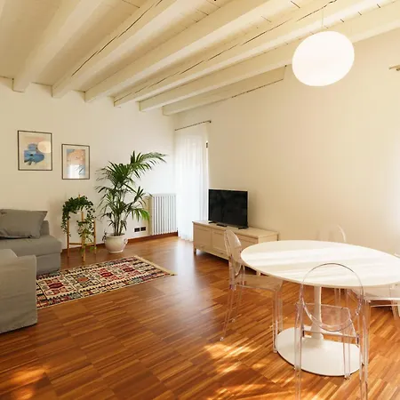 Domus - Residenza Marconi Апартаменты Верона